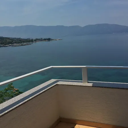 Envi Hotel 3*