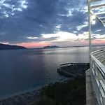 Otel Envi Radhimë